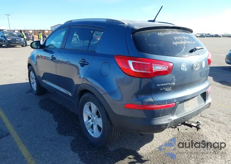 2011 Kia Sportage Lx z USA, uszkodzony, nr VIN KNDPBCA24B7131825